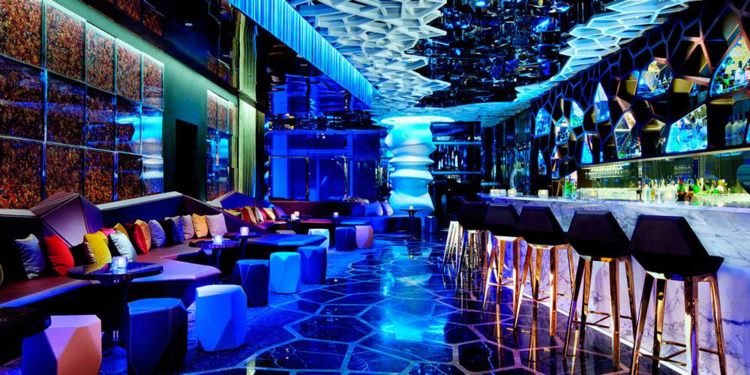 Bar club nổi tiếng thế giới , quán bar cao nhất thế giới