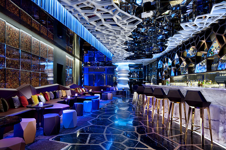 Bar club nổi tiếng thế giới , quán bar cao nhất thế giới 7