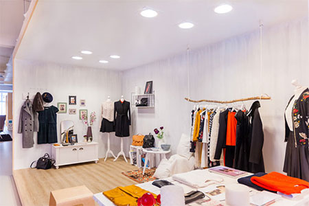Thiết kế Showroom,thời trang đẹp,đơn giản mới lạ