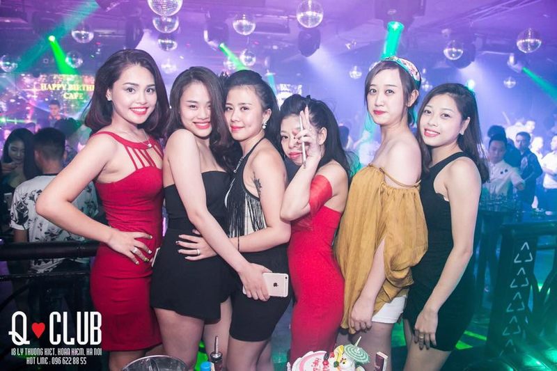 Q Club, Bar Club tại Hà Nội,Q-Club-club-hot-25.jpg
