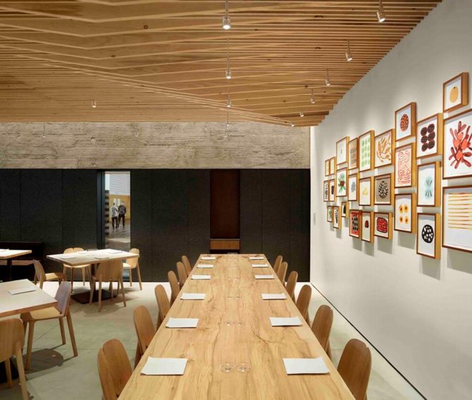 Thiết kế nội thất nhà hàng với lam gỗ trần cá tính,nha-hang-dep-tran-go-ca-tinh-1.jpg