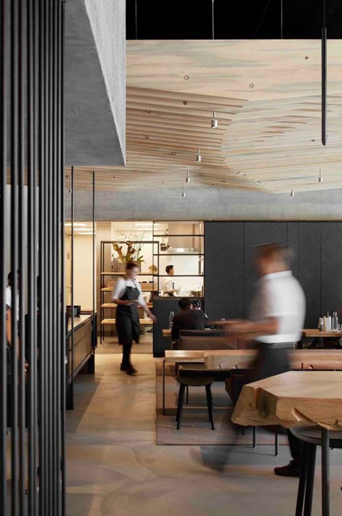 Thiết kế nội thất nhà hàng với lam gỗ trần cá tính,nha-hang-dep-tran-go-ca-tinh-6.jpg