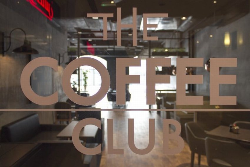 Quán cafe đẹp kết hợp ánh sáng tự nhiên  Thi công quán cafe decor ấn tượng hút khách 