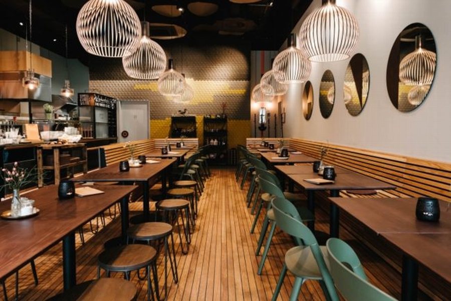 Thiết kế nhà hàng café hiện đại trẻ trung phong cách tối giản 1