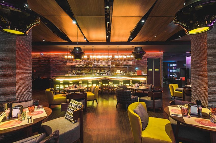 Thiết kế Nhà hàng Nightlife Rooftop sang trọng hiện đại 