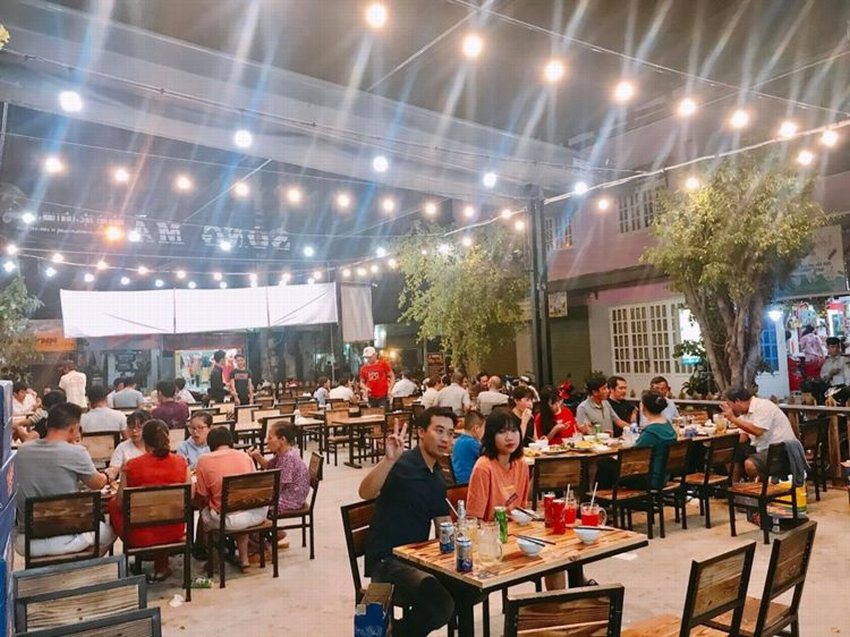 Mặt tiền Nhà hàng Quán nhậu khung thép đẹp