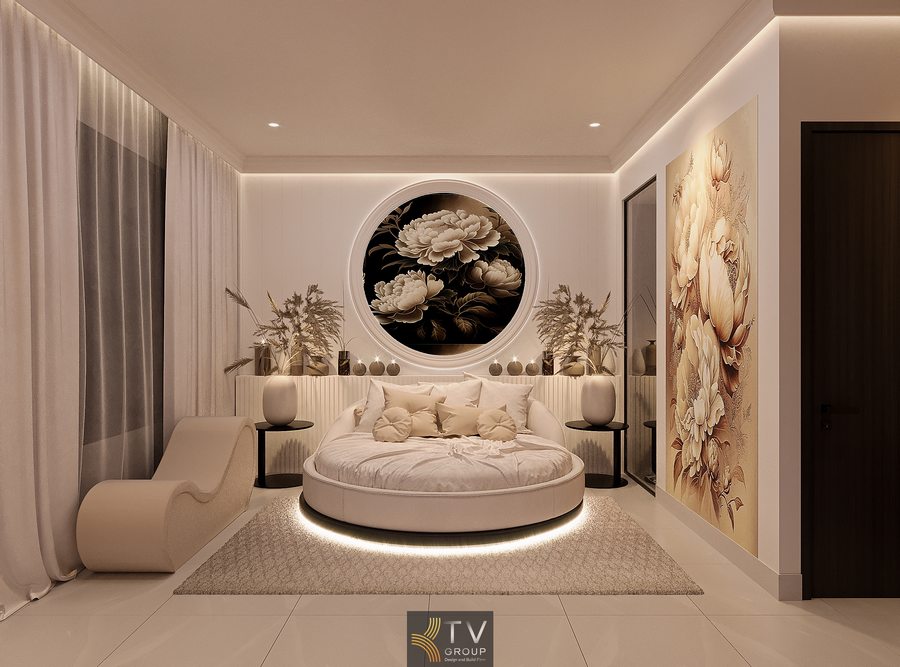 Phòng khách sạn concept hiện đại với ánh sáng hắt trần, tường decor nghệ thuật và nội thất mềm mại tạo không gian tinh tế 