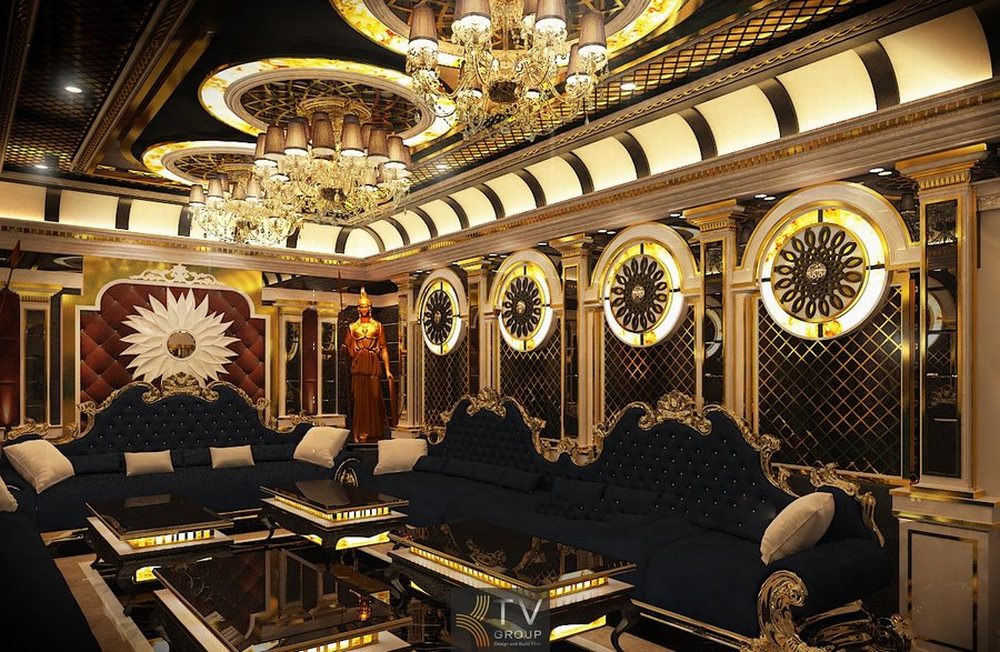 Thiết kế nội thất karaoke cao cấp với trần trang trí hiện đại, hệ thống LED và không gian giải trí sang trọng. 