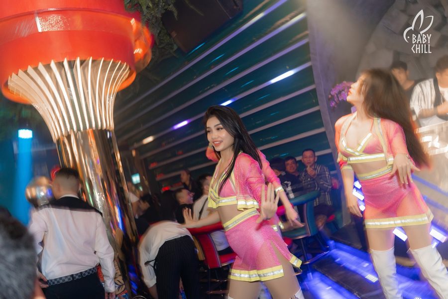 Góc Kinh Doanh Đẹp: Mô hình Lounge Bar nhà hàng sôi động dẫn đầu xu hướng TP.HCM