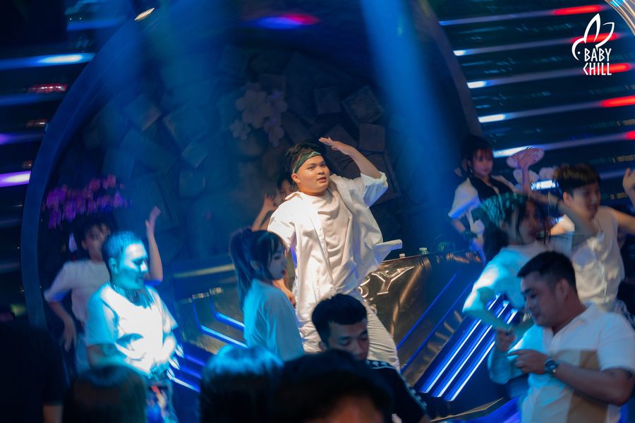 Góc Kinh Doanh Đẹp: Lounge Bar nhà hàng hiện đại tối ưu trải nghiệm khách hàng TP.HCM