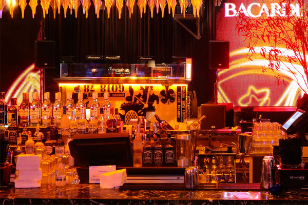 Mô hình kinh doanh quán Bar (club, pub) thu về lợi nhuận hấp dẫn