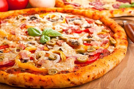 Hướng dẫn cách làm bánh Pizza ngay tại nhà thật đơn giản