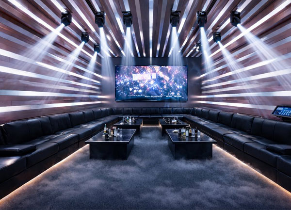 Thiết Kế Karaoke Modern Light Stage Cao Cấp Tại Gia Lai