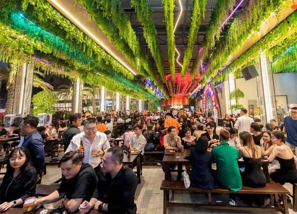 Thiết kế thi công nhà hàng Beer Garden đẹp Góc kinh doanh FB tại TPHCM